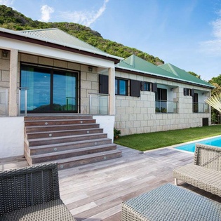 Exterior of WV ISA, Flamands, St. Barthelemy