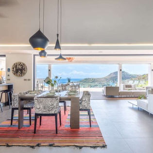 Interior of WV BST, Lurin, St. Barthelemy