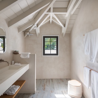 guest-bathroom4-colette-track1