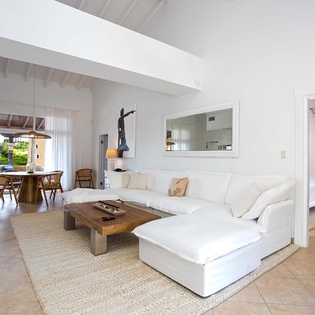 7-Marina360-LivingRoom