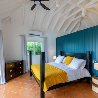 primary-bedroom-polo-track2
