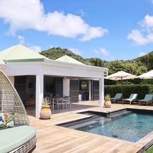 exterior 1-Luffy-track4