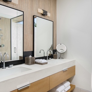 bedroom-8-footprints-track3