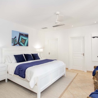 25-Marina360-Bedroom2