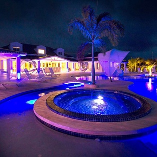 Jacuzzi at PIE CLV, Beach Side/Plum Beach, St. Martin