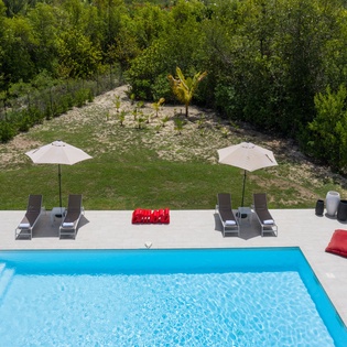 exterior-arawak-track11