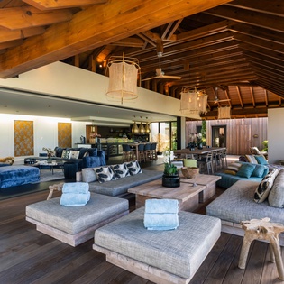 exterior-1-larimar-new-villa-track2