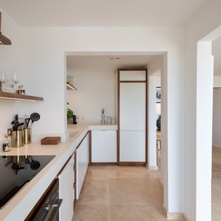 kitchen-apt-viewstar-track2