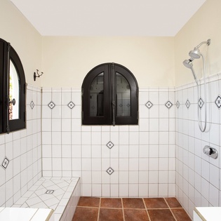bathroom-2-joie-de-vivre-track6