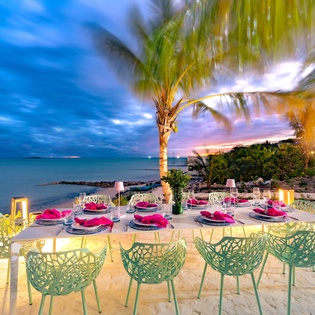 exterior-villa-bristol-breeze-track37