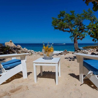 Beach at AXA SBH, Little Bay, Anguilla