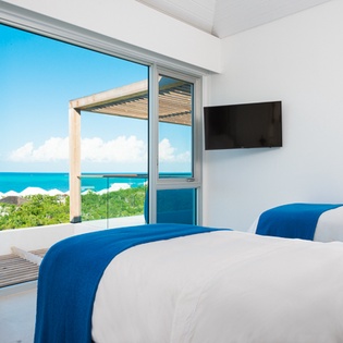 Bedroom at TC BEO4, Babalua Beach, Turks & Caicos