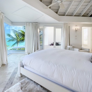 bedroom-6-pearl-east-at-the-pearls-track2