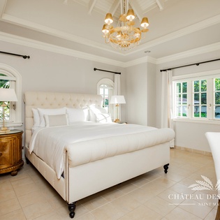 bedroom-5-chateau-des-palmiers-track1