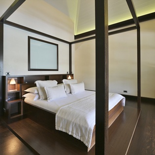 bedroom-2-silver-rainbow-track2