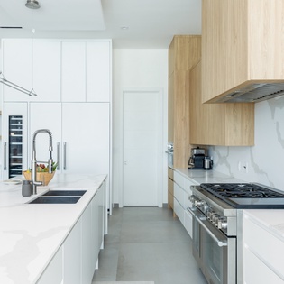 kitchen-bliss-villa-two-track-3