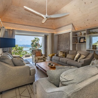 9-Casa Blanca, St. Barth July 23 — ©Kenzo Khan, stbarthpictures.com - 74
