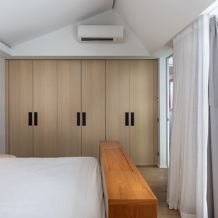 guest-bedroom2-opus-track2