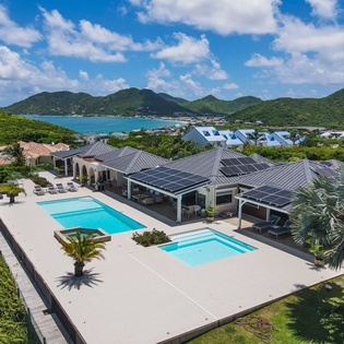 exterior-dream-in-blue-track3