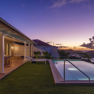 exterior-nightly-indigo-track1