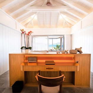OFCWV PIN, Pointe Milou, St. Barthelemy