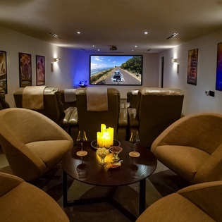 movie-theatre-the-beach-house-track1