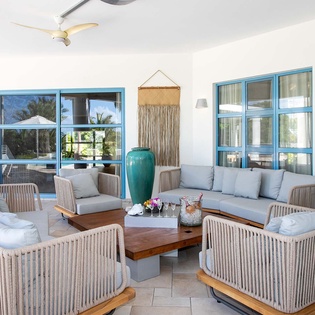 09-LesPalmiersBleus_OutdoorLiving