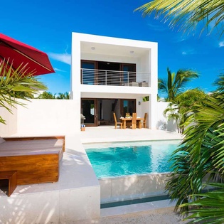 Exterior of PL SUG, Grace Bay Turtle Cove, Turks & Caicos