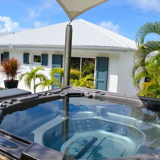 Jacuzzi at WV VLC, Lurin, St. Barthelemy