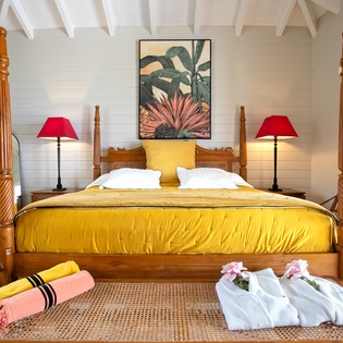 bedroom-3-dream-in-blue-track2