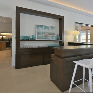 living-room-silver-rainbow-track5