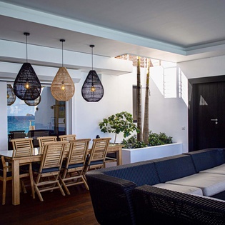 8-St-Barts-Villa-LMMdin01