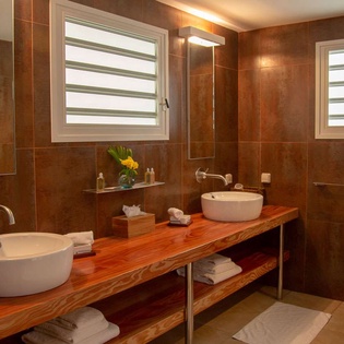 Bathroom at WV TOR, Lorient, St. Barthelemy