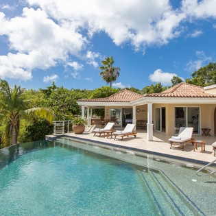 pool-villa-sea-vous-play-track4