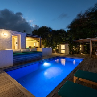 exterior-nightly-3-casa-dolce-track3