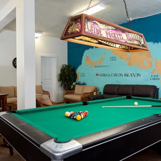 pool-table-reef-pearl-track1