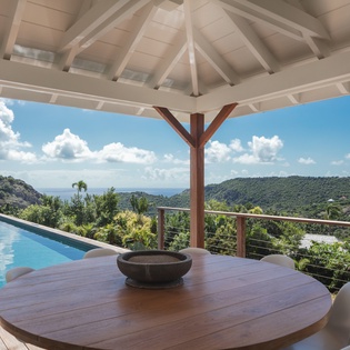 exterior-bel-air-track7