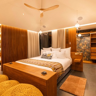 guest-bedroom-2-larimar-new-villa-track4