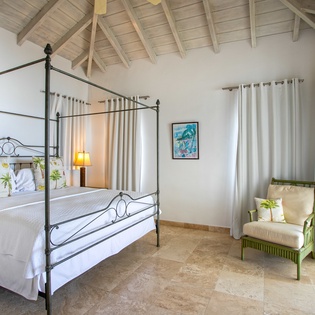 bedroom-2-etoile-de-mer-track2