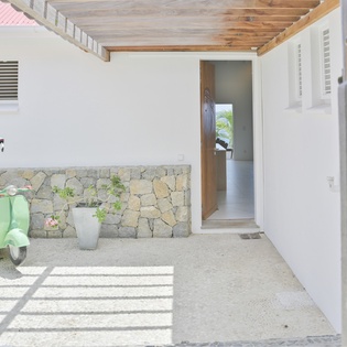 3.2-Coeur-de-Pirate-MudRoom-Entryway