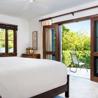 Bedroom at IE BAR, Thompson Cove, Turks & Caicos