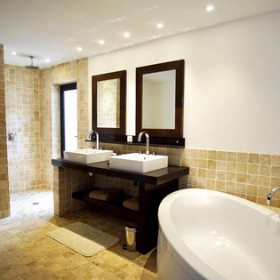 Bathroom at WV TED, Vitet, St. Barthelemy