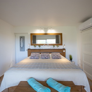 bedroom-6-azur-dream-track1
