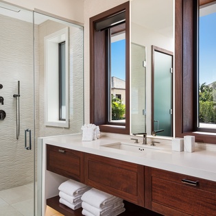 bathroom-5-vision-beach-track3