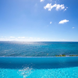 3-Aqua-PoolView