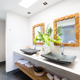 Bathroom at WV CLM, Vitet, St. Barthelemy