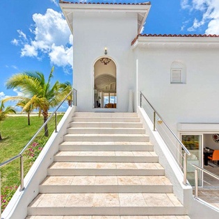 Exterior of SXM LVB, Beach Side/Baie Rouge, St. Martin