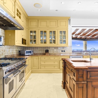 kitchen-casa-de-la-playa-track1