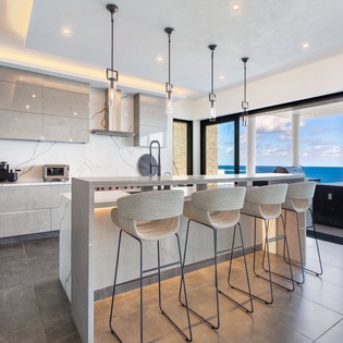 kitchen-reve-noir-track1