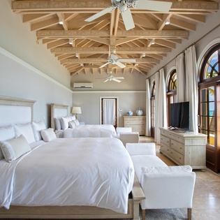 bedroom6-chateau-des-palmiers-track5
